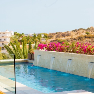 Gorgeous fountain pool