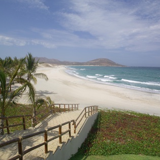 Walkway to beach