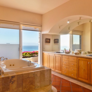En suite bathroom -59