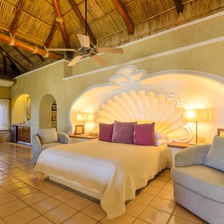 Bedroom suite