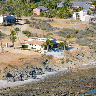 Beautiful and unspoiled location on the Bay of Dreams near La Paz