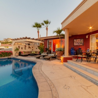 Pool deck with dining