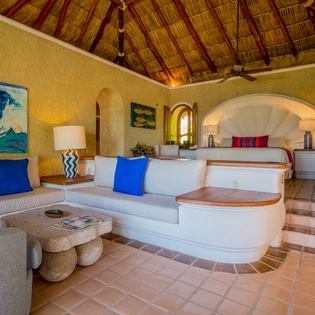 En suite sitting area
