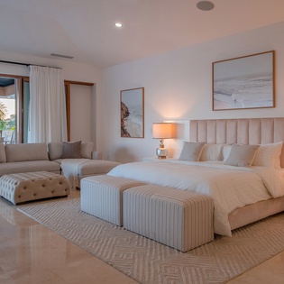 Bedroom suite with outdoor access