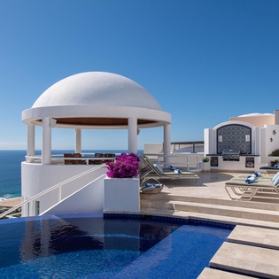 Infinity with gorgeous ocean view