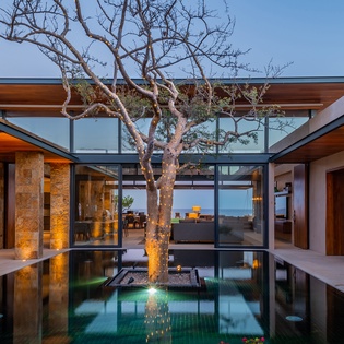 Spectacular modern architecture
