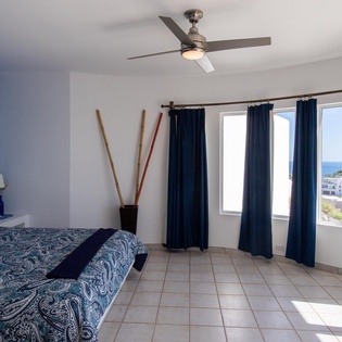Suite with access to terrace and ocean view
