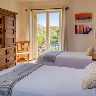 Double bed suite with mountain view