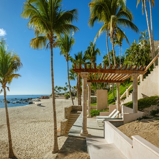 Beachfront accesss