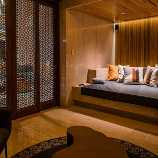 Extra seating area