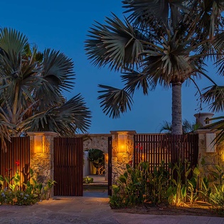 28casa_keller_exterior_night2
