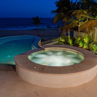 11casa_keller_pool_night3