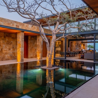Spectacular modern architecture