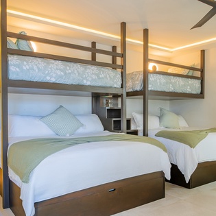 Bedroom suite with mezzanine beds