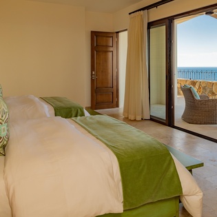 2 double beds bedroom suite