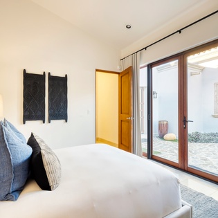 Bedroom suite with outdoor access