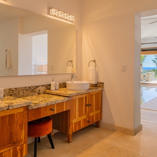 En suite bathroom