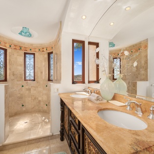 En suite bathroom