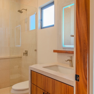 En suite bathroom