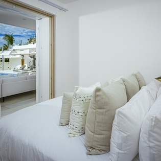 Bedroom suite