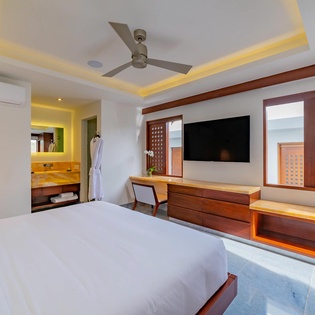 Bedroom suite