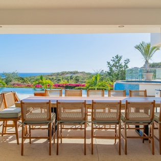 Outdoor dining with ocean view
