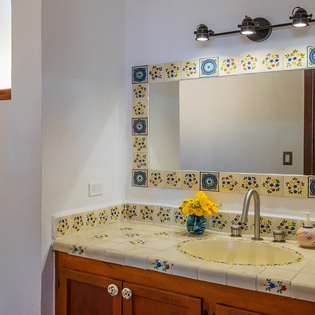 En-suite bathroom
