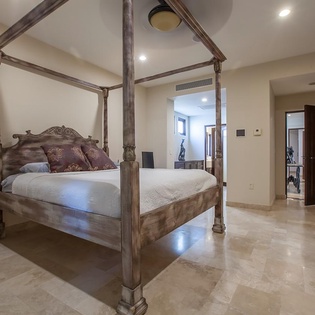 Residence_101_-_102_Playa_De_La_Paz-27