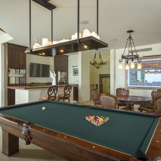 Pool table