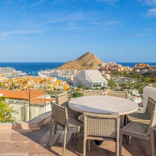 Outdoor dining with gorgeous view