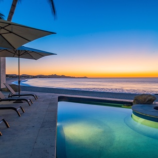 Amazing ocean views during sunset