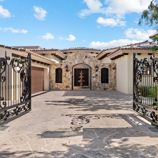 Grand entrance to villa