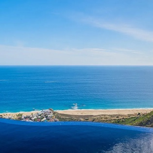 Infinity pool overlooking the ocean