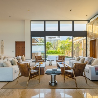 Spacious living area
