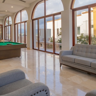 Entertainment area with comfy seating