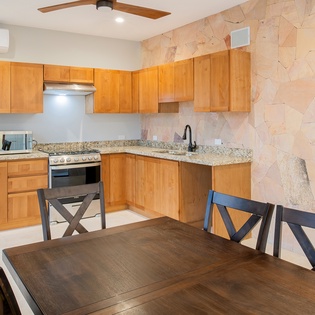 Kitchenette with dining area