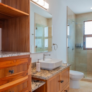 En suite bathroom