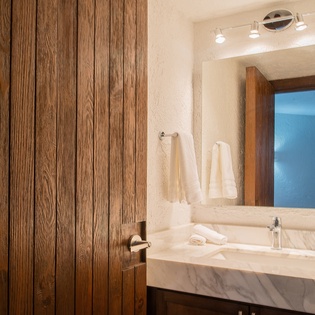 En suite bathroom