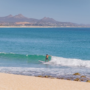 Villa Costa Azul overlooks world-famous surfing break of Zipper's