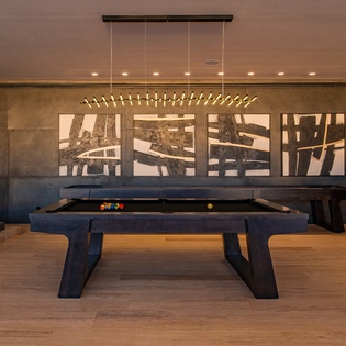 Pool table