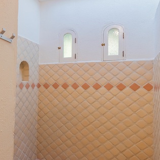 En suite athroom with walk-in shower