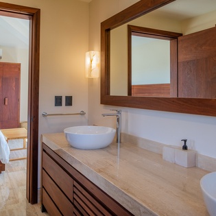 En suite bathroom with double sink