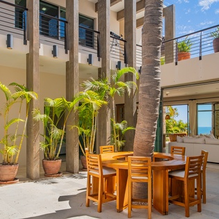 Casa Kokomo- villa exterior