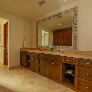 En suite bathroom