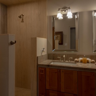 En suite bathroom