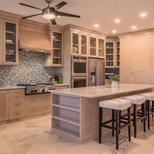 Fully equipped kitchen