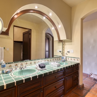 En suite bathroom
