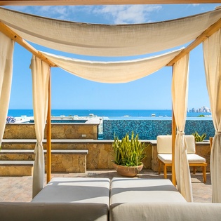 Lounge under the sun on the outdoor canopy bed