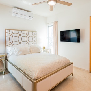 Bedroom suite