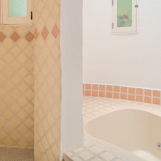 En suite bathroom